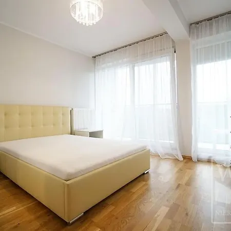 Apartament Cosy - Old Town -6 People- New Building- Parking Place Wrocław