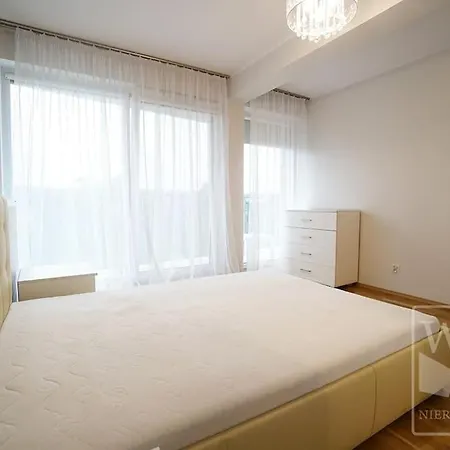 Cosy Apart - Old Town -6 People- New Building- Parking Place Apartment